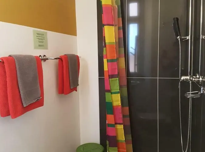 Bed & Breakfast Garni Giacometti