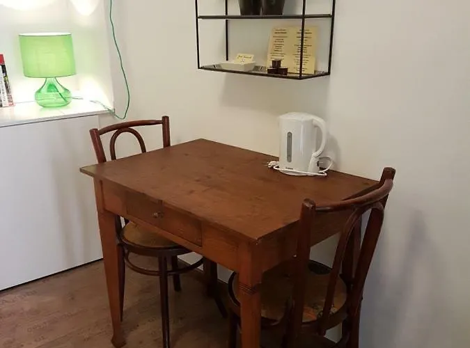 Bed & Breakfast Garni Giacometti Locarno