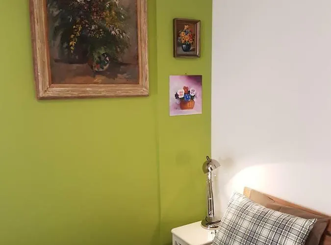 Garni Giacometti Nocleg ze śniadaniem 2*