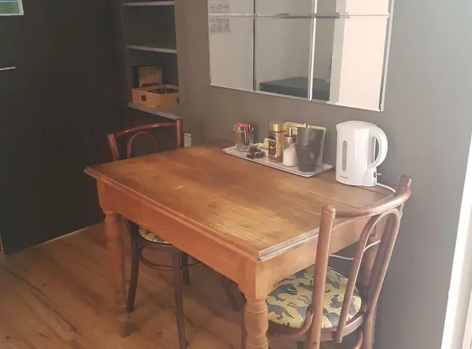 Bed & Breakfast Garni Giacometti